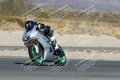 media/Jan-08-2022-SoCal Trackdays (Sat) [[1ec2777125]]/Turns 1 and 2 Exit (1130am)/